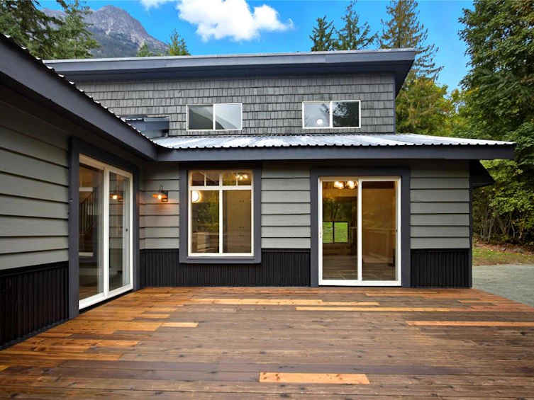 9257 Portage Road, Pemberton, BC, V0N 1L0 - 4
