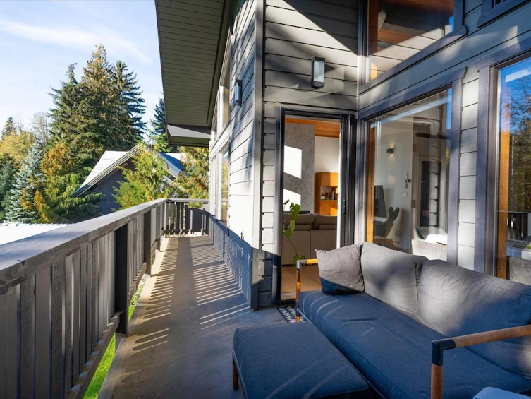 7206 Fitzsimmons Road North, Whistler, BC, V8E 0E3 - 11