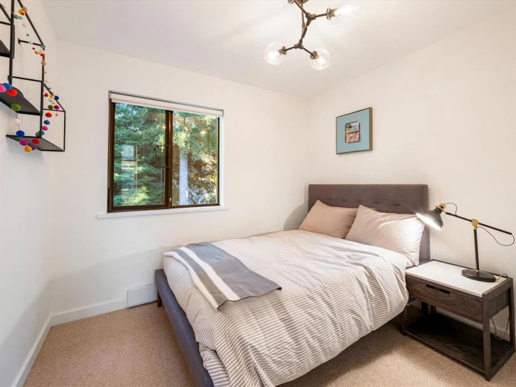 7206 Fitzsimmons Road North, Whistler, BC, V8E 0E3 - 21
