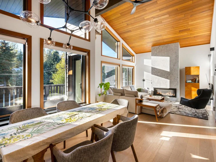 7206 Fitzsimmons Road North, Whistler, BC, V8E 0E3 - 8