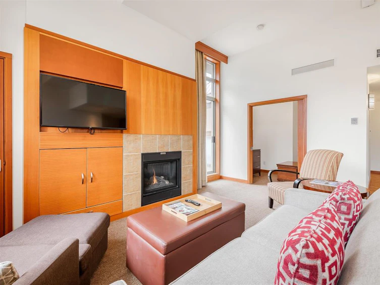 4407-4299 Blackcomb Way, Whistler, BC, V8E 0X3 - 4