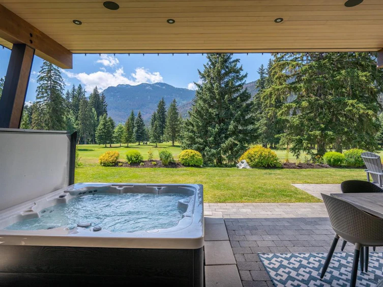 8044 Cypress Place, Whistler, BC, V8E 1J9 - 13