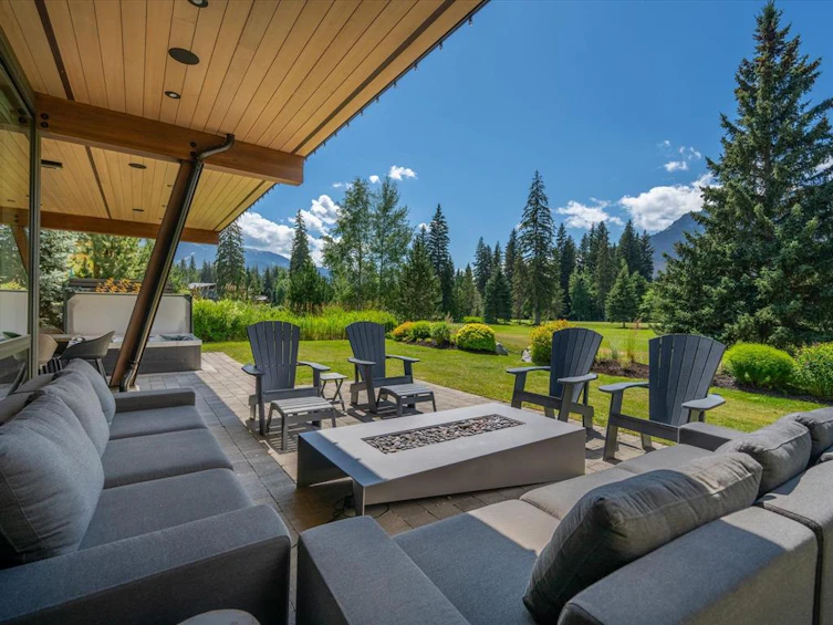 8044 Cypress Place, Whistler, BC, V8E 1J9 - 12