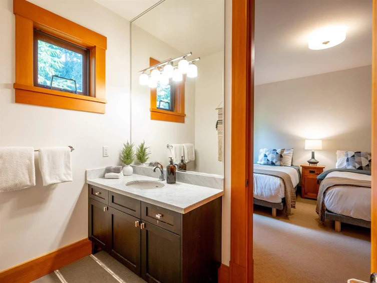 7122 Nesters Road, Whistler, BC, V8E 0E2 - 28