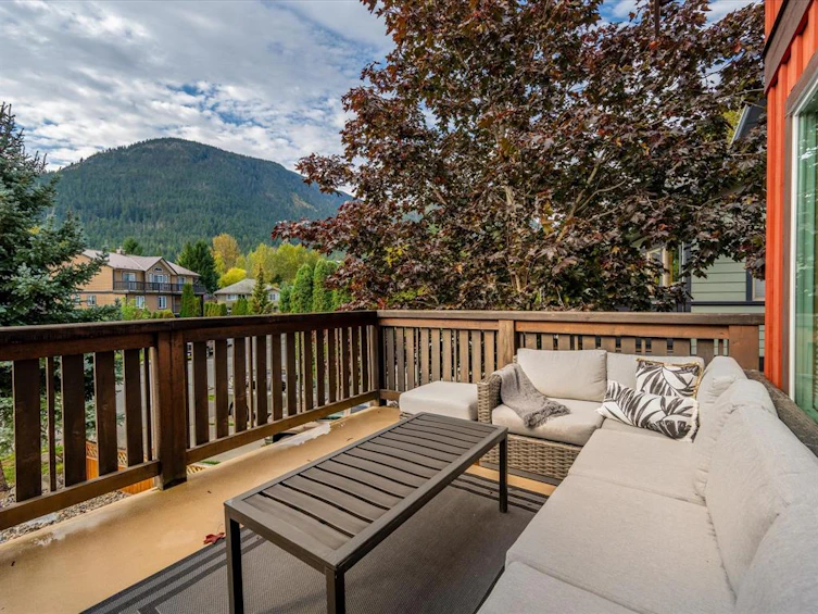 1425 Willow Drive, Pemberton, BC, V0N 2L0 - 11