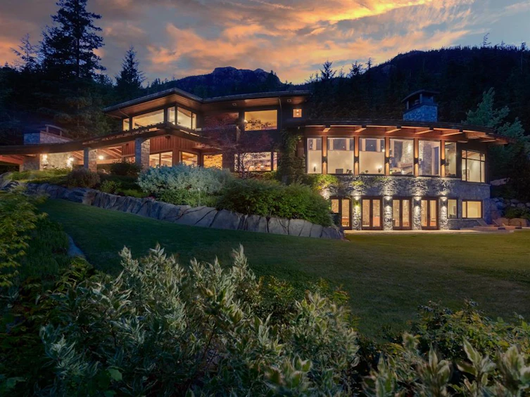 5476 Stonebridge Place, Whistler, BC, V8E 0V9