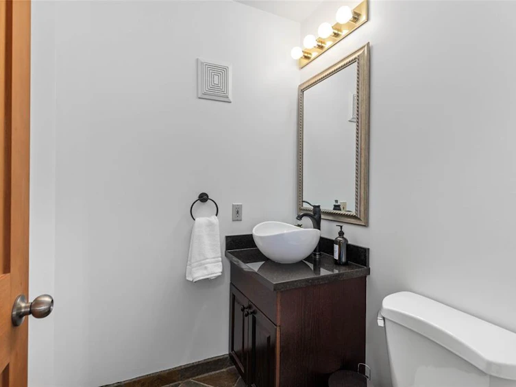 9548 Emerald Drive, Whistler, BC, V8E 0G5 - 31