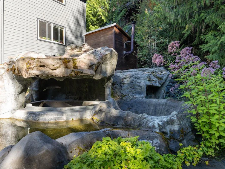 9548 Emerald Drive, Whistler, BC, V8E 0G5 - 39
