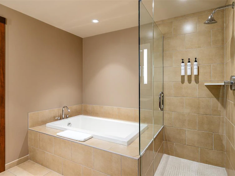 401C-2020 London Lane, Whistler, BC, V8E 0B6 - 18