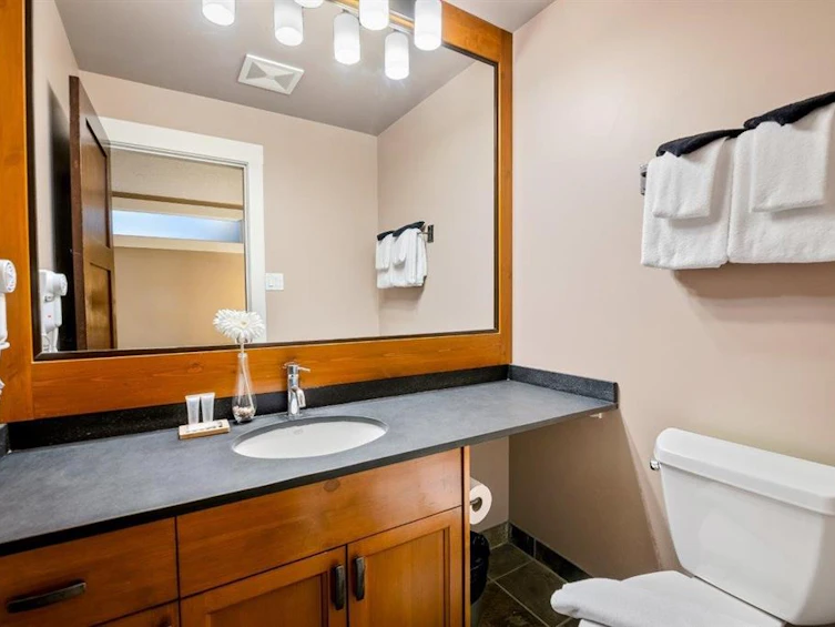 321-4573 Chateau Boulevard, Whistler, BC, V8E 0Z5 - 35