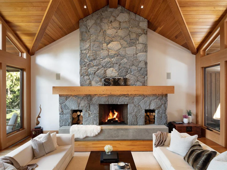 4673 Blackcomb Way, Whistler, BC, V8E 0Z3 - 4