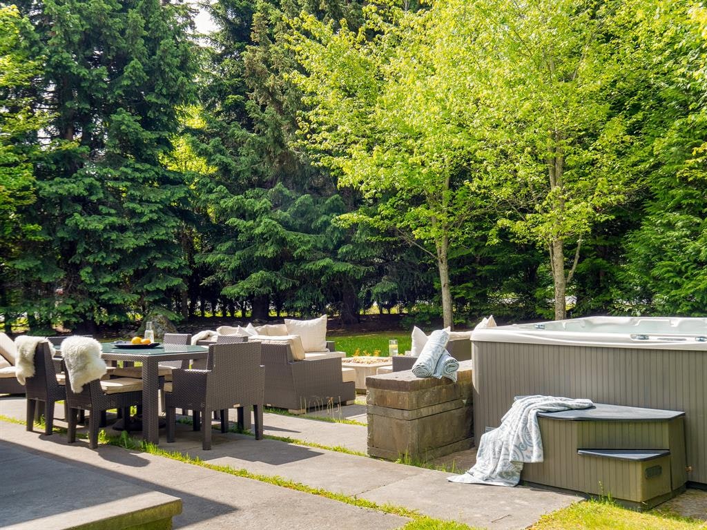 6677 Crabapple Drive, Whistler, BC, V8E 0C5 - 9