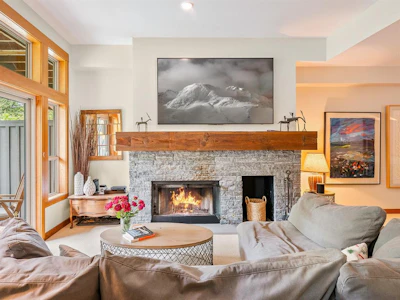 6-4668 Blackcomb Way - 2