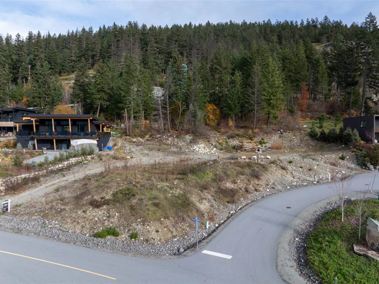 7516 Pebble Creek Drive, Pemberton, BC, V0N 2L3 - 10