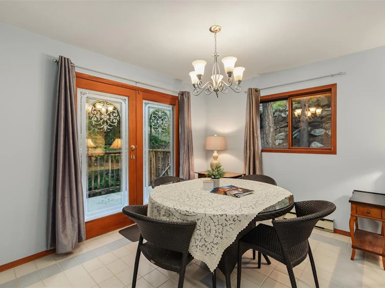9249 Pinetree Lane, Whistler, BC, V8E 0G5 - 28