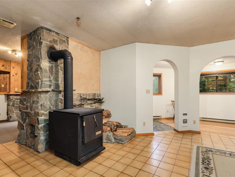 9249 Pinetree Lane, Whistler, BC, V8E 0G5 - 40
