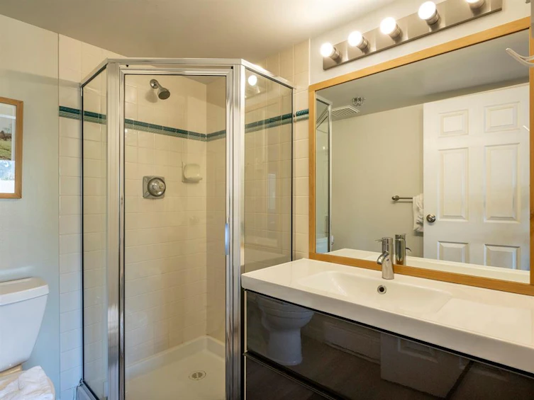 330-4350 Lorimer Road, Whistler, BC, V8E 1A5 - 12