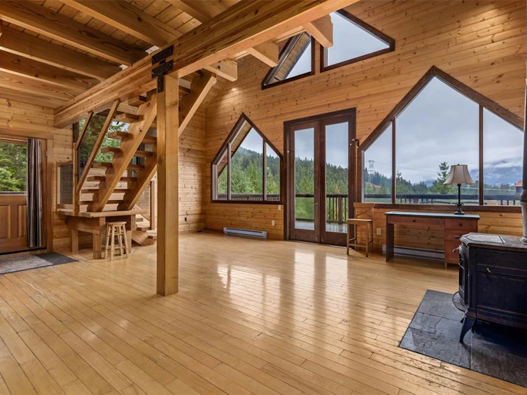 3492 Blackwater Road, Whistler, BC, V0N 1L0 - 3