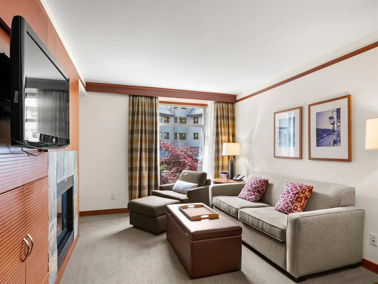 3303-4299 Blackcomb Way, Whistler, BC, V8E 0X3 - 3