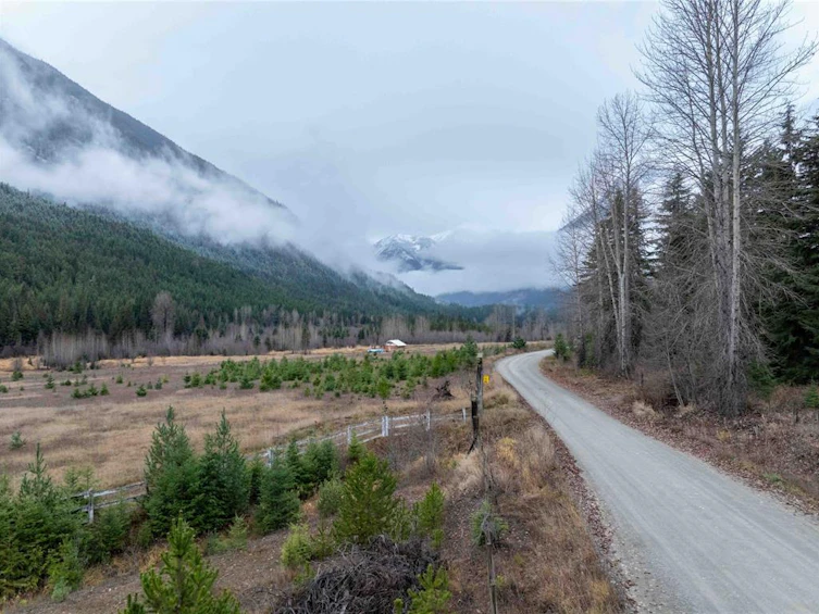2690 Blackwater Road, Pemberton, BC, V0N 1L0 - 2