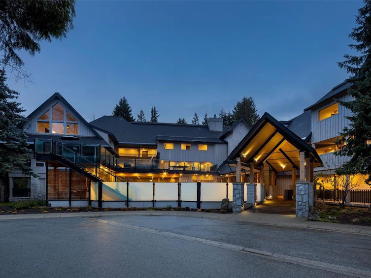 207-4365 Northlands Boulevard, Whistler, BC, V8E 1C4