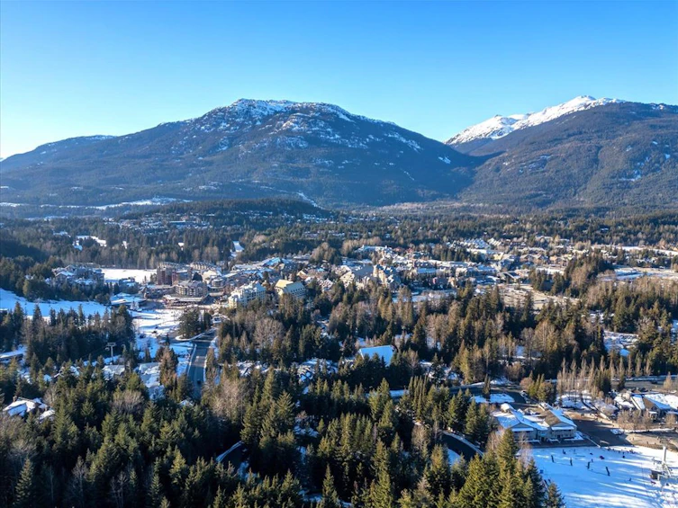 37-4700 Glacier Drive, Whistler, BC, V0N 1B4 - 31