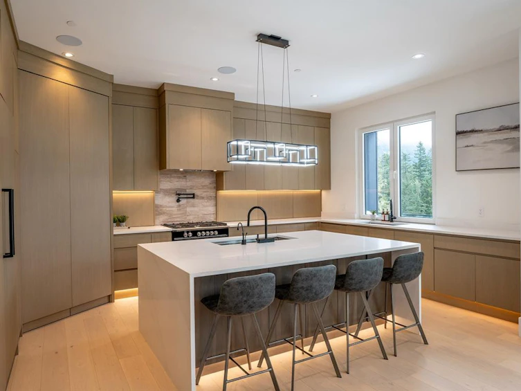 9333 Warbler Way, Whistler, BC, V8E 1M1 - 5