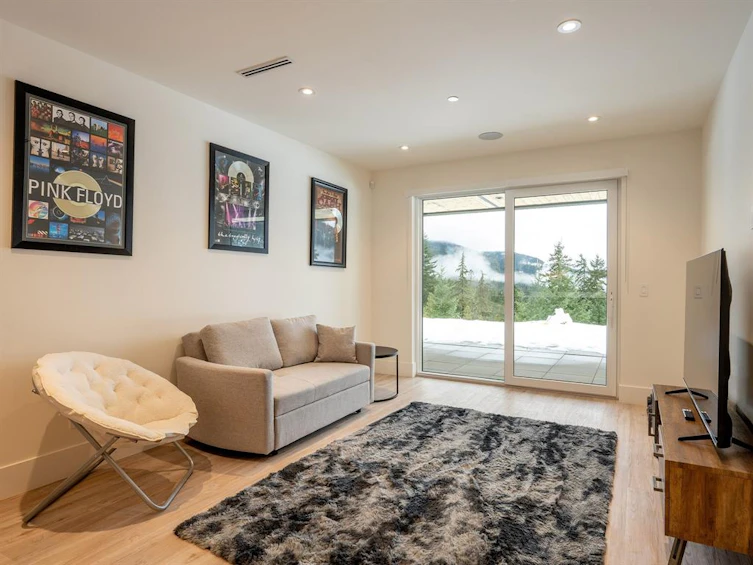 9333 Warbler Way, Whistler, BC, V8E 1M1 - 28