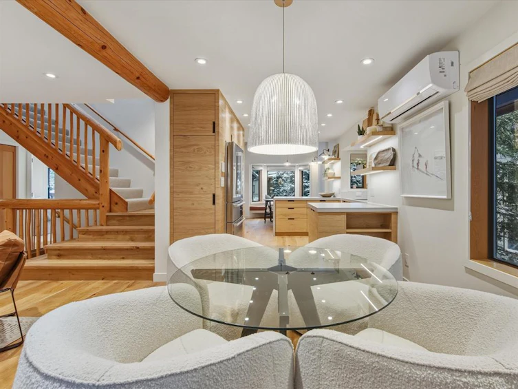 2315 Gondola Way, Whistler, BC, V8E 0N2 - 13