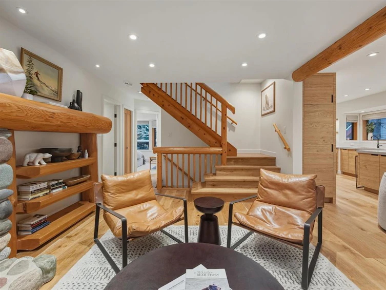 2315 Gondola Way, Whistler, BC, V8E 0N2 - 10