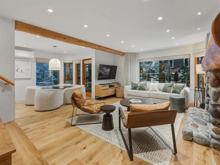 2315 Gondola Way, Whistler, BC, V8E 0N2 - 7