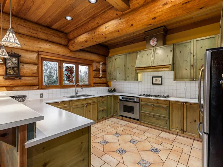 1539 Portage Road, Pemberton, BC, V0N 2L0 - 9
