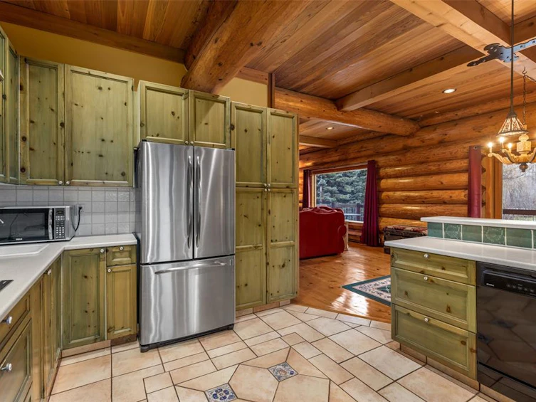 1539 Portage Road, Pemberton, BC, V0N 2L0 - 11