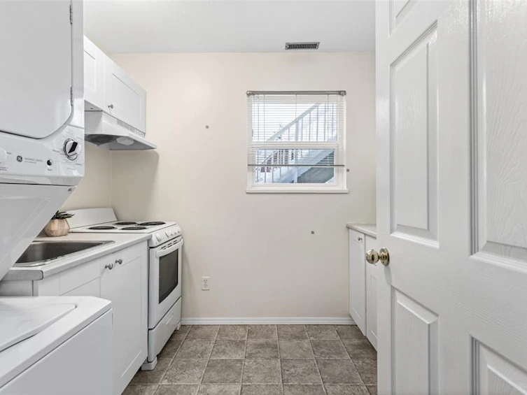 7391 Larch Street, Pemberton, BC, V0N 2L0 - 9