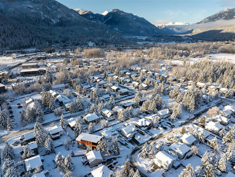 7391 Larch Street, Pemberton, BC, V0N 2L0 - 38