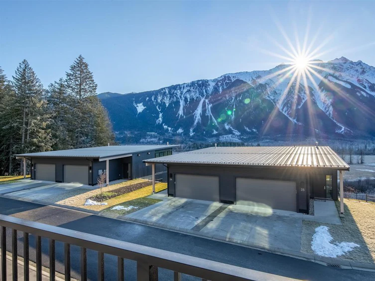 30-4000 Sunstone Way, Pemberton, BC, V0N 2L3 - 8
