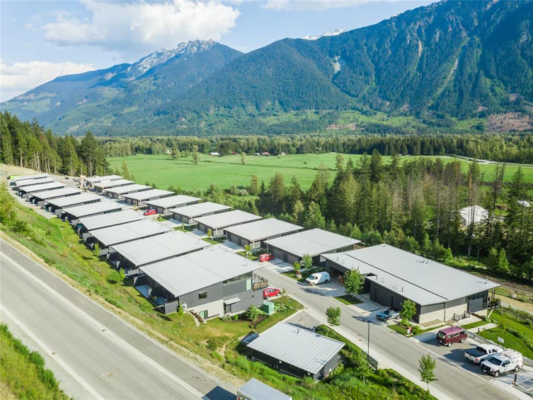 29-4000 Sunstone Way, Pemberton, BC, V0N 2L3 - 28
