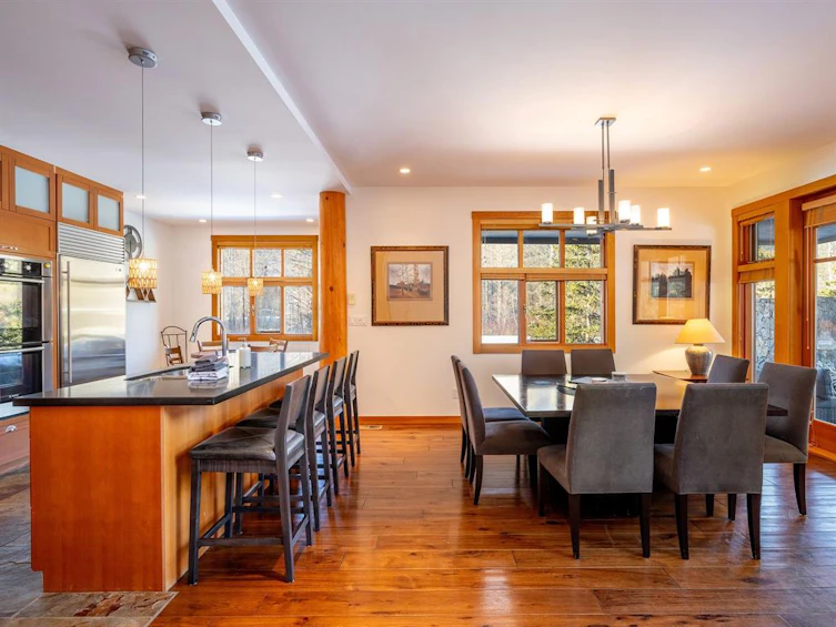 8398 Glen Abbey Lane, Whistler, BC, V8E 1J7 - 8