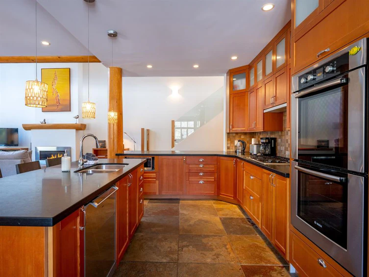 8398 Glen Abbey Lane, Whistler, BC, V8E 1J7 - 7