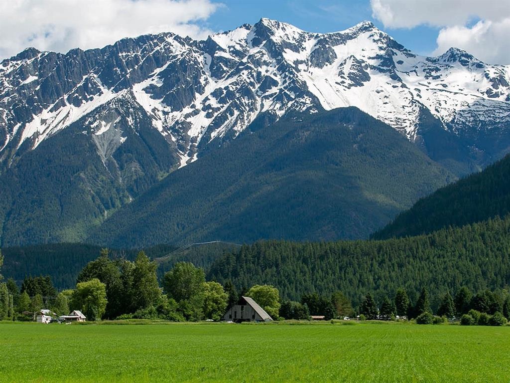 7631 Pemberton Meadows Road, Pemberton, BC, V0N 2L2 - 7
