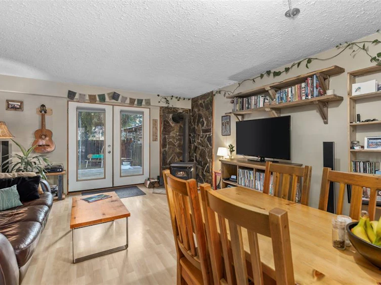 15-1470 Laurel Street, Pemberton, BC, V0N 2L1 - 2