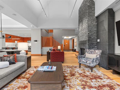 52-4617 Blackcomb Way - 5