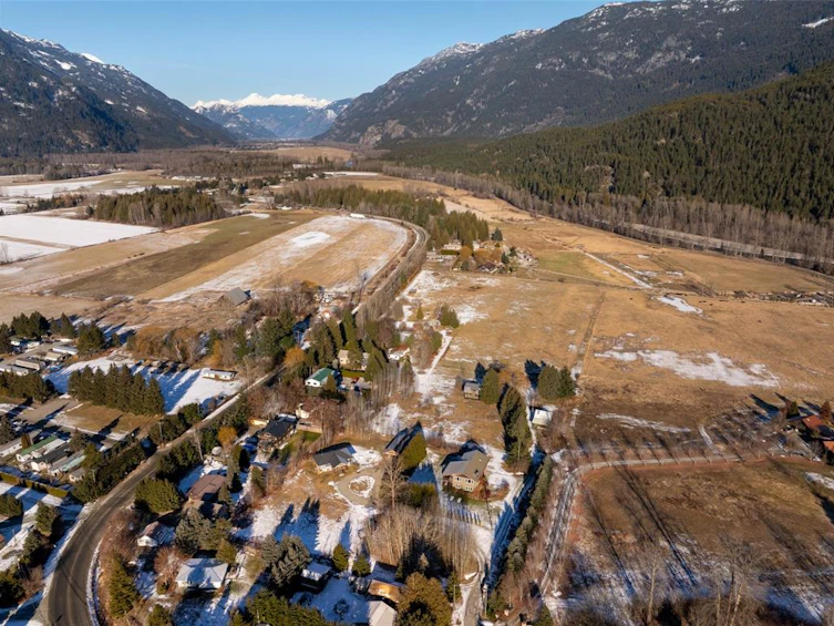 3 Lot 3 Anderson Road, Pemberton, BC, V0N 2L2 - 5
