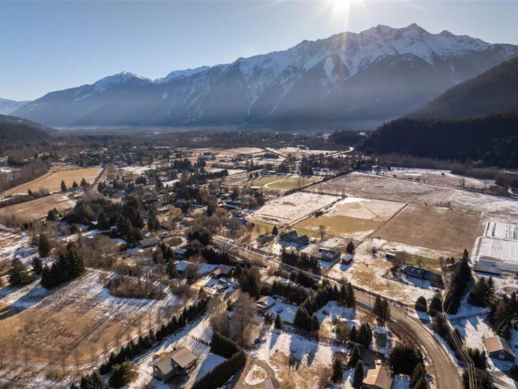 3 Lot 3 Anderson Road, Pemberton, BC, V0N 2L2 - 9