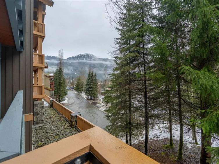 326D-2036 London Lane, Whistler, BC, V8E 0N7 - 21