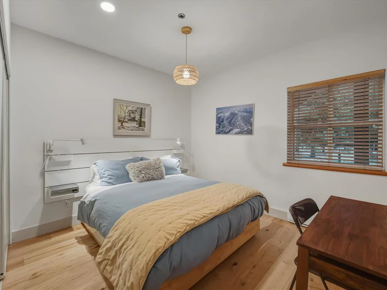 24-4628 Blackcomb Way, Whistler, BC, V0N 1B4 - 22