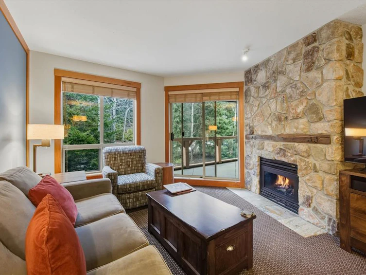 430D-2036 London Lane, Whistler, BC, V8E 0N7 - 4