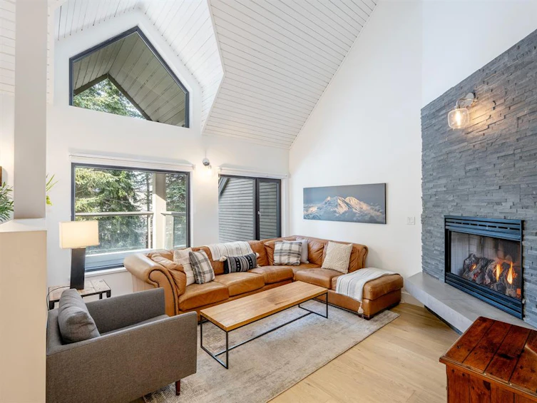 26-4705 Glacier Drive, Whistler, BC, V0N 1B4 - 2