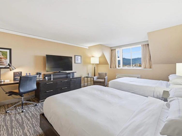 709/711-4050 Whistler Way, Whistler, BC, V8E 1H9 - 2