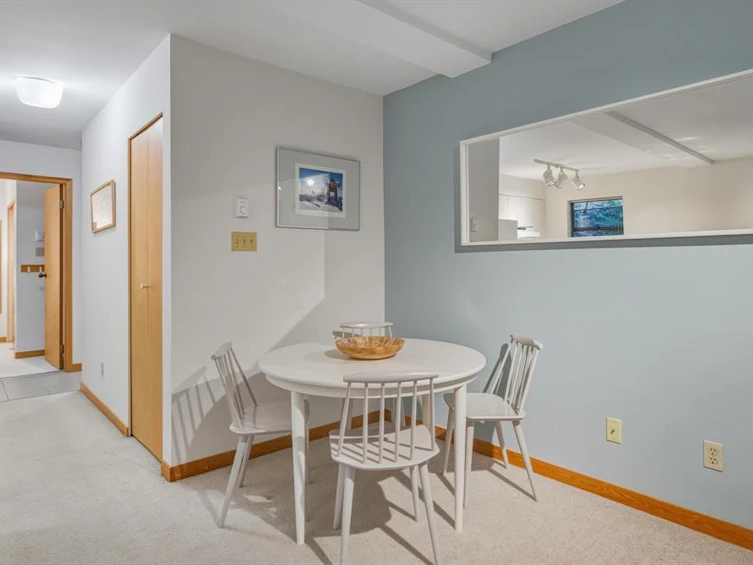 1102-3050 Hillcrest Drive, Whistler, BC, V8E 0T8 - 6